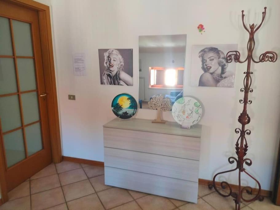 B&B Via Roma N. 12 Valfabbrica Eksteriør bilde